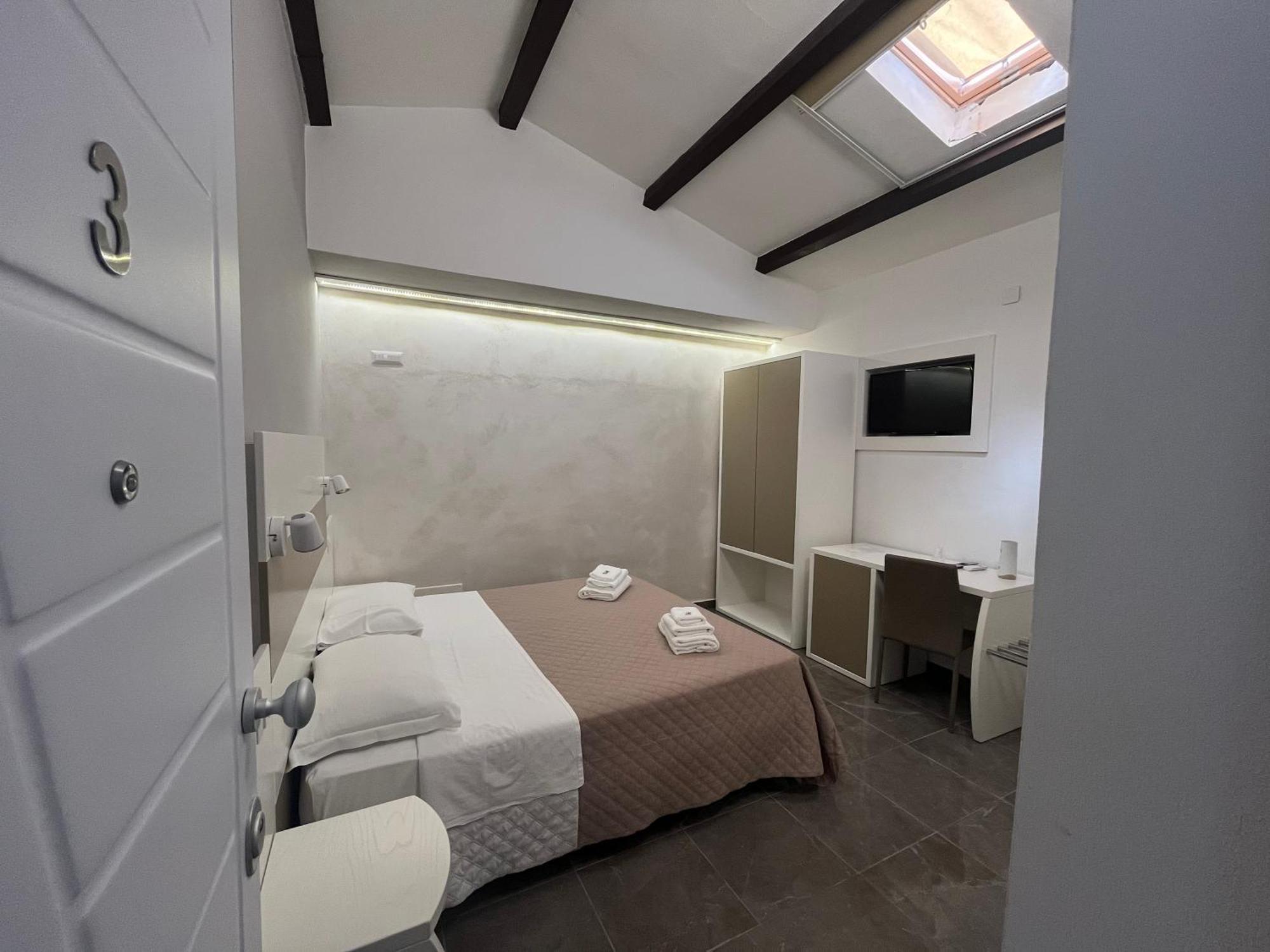 Afrodite Accomodation Tropea Zewnętrze zdjęcie